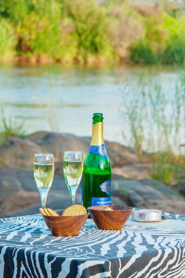 Casart Game Lodge Grietjie Game Reserve Bagian luar foto